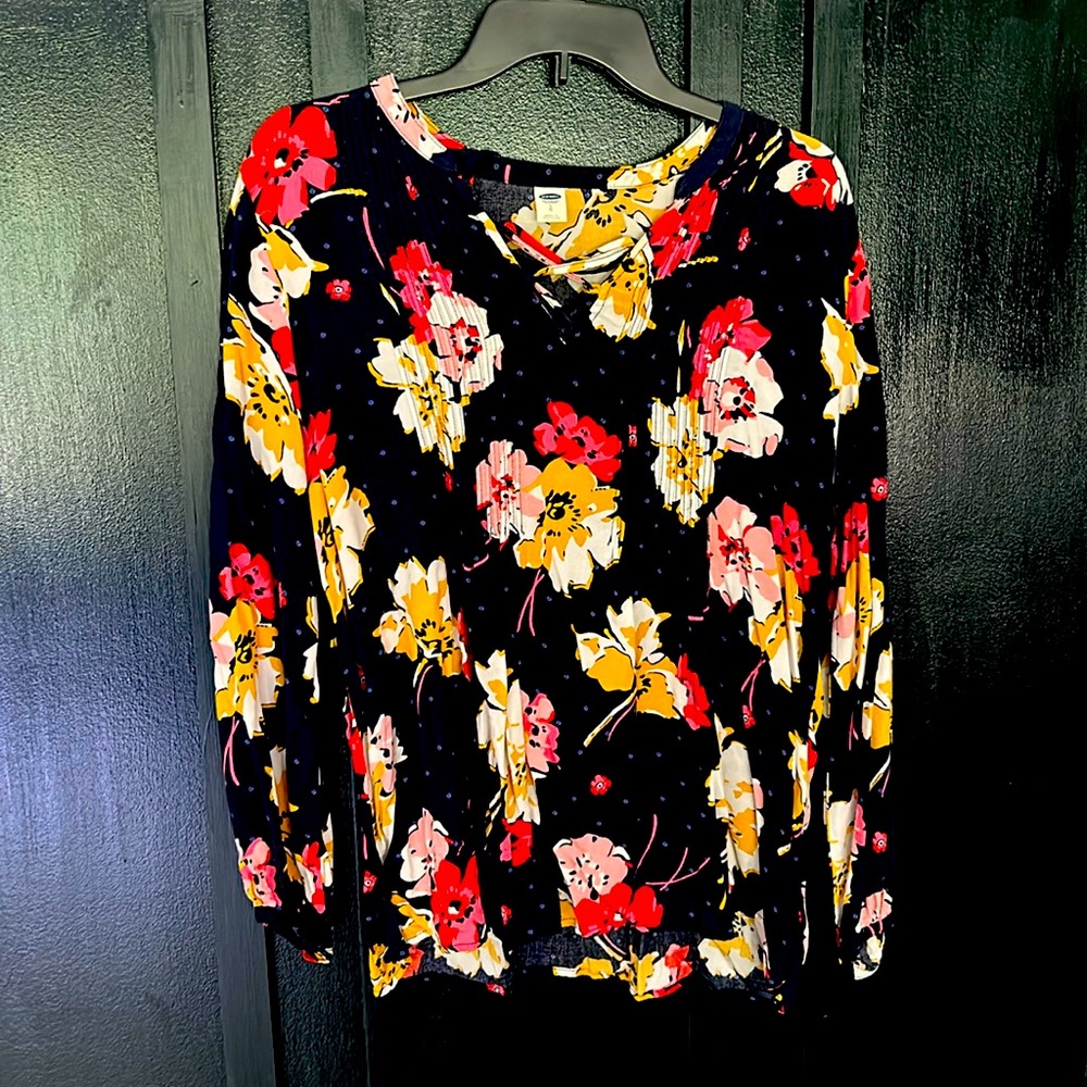 Old navy blouse